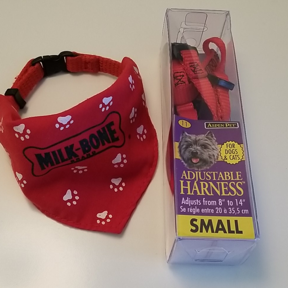 Red Adjustable Harness & Collar w/scarf